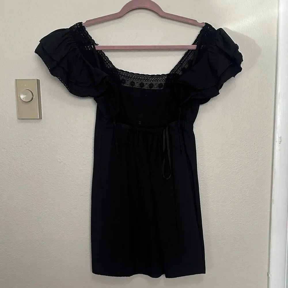 Aritzia Sunday Best XXS Black Crochet Ruffle Puff Sleeve Square Neck Mini Dress